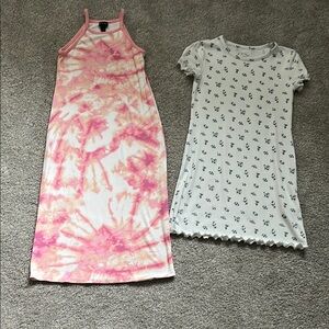 2 art class kids dresses size S
